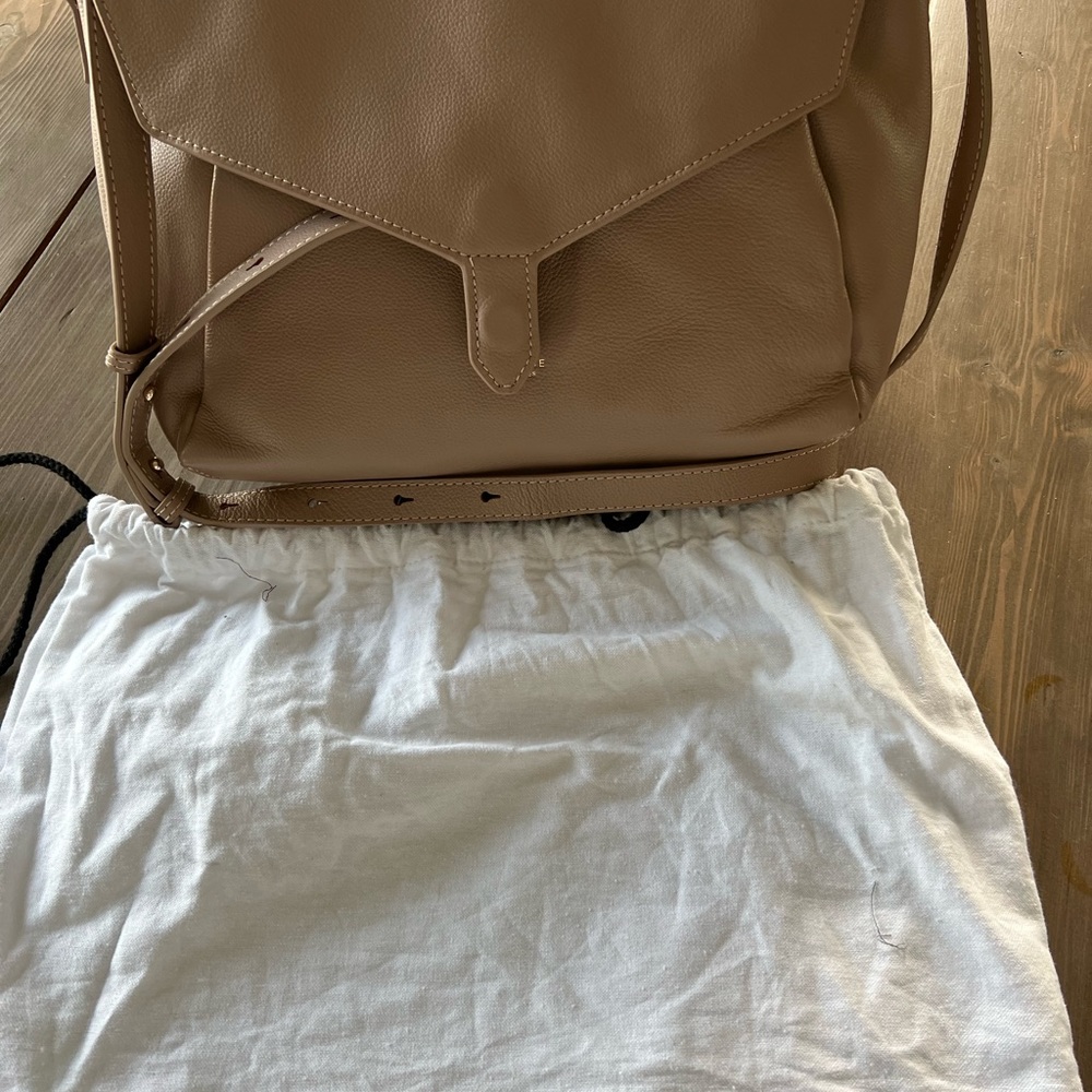 MINA BAIE Audrey 1.0